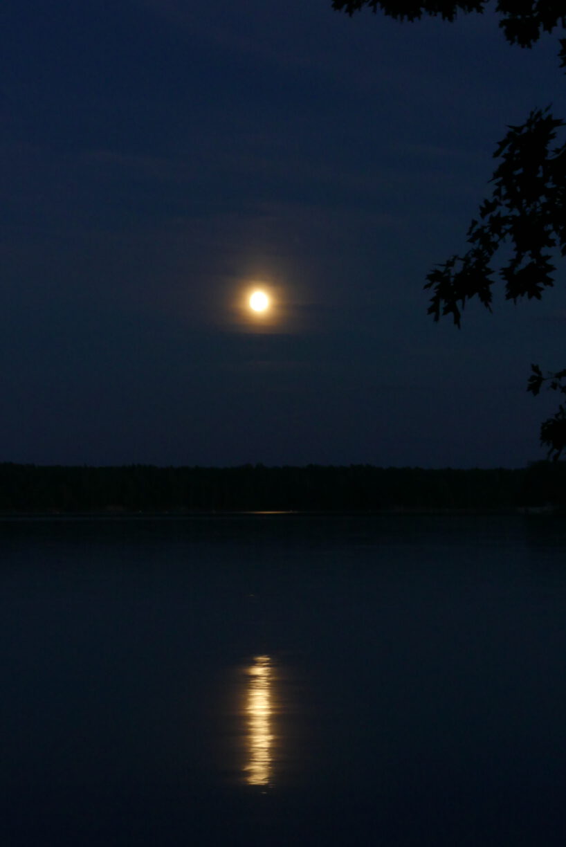 Mond am Senftenberger See