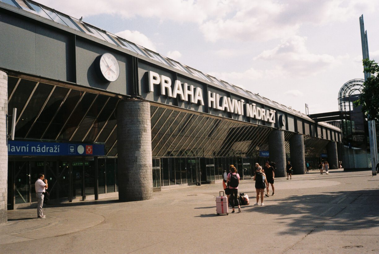 Bahnhof in Prag - 2024